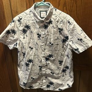 Men’s Button Down Short Sleeve Shirt